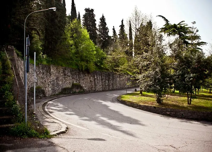 Castello San Felice Bed and Breakfast 4*